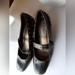 Naturalizer Bold Stitched Heeled Mary Janes -Size 8 - Leather Shoes